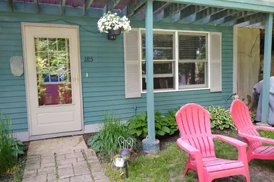 Image de Calme, propre et confortable: situé au centre du mont. Washington Valley.