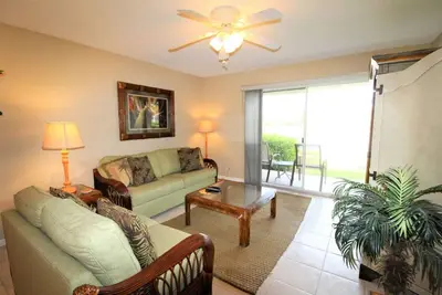 Image de Vista Verde West 1-104 Isla Del SOl 2/2 Unité au rez-de-chaussée Wifi Piscine chauffée Parking gratuit