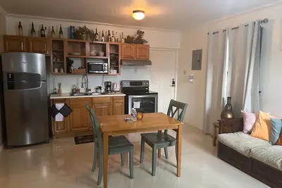 Image de Apt confortable et sécurisé d'une chambre pour 3 personnes! !