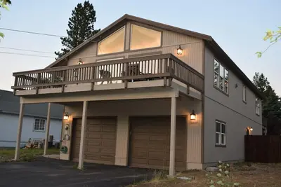 Image de Divertissement et maison familiale avec belle-famille séparée