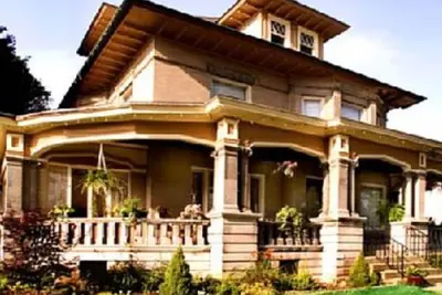 Image de Manoir de 5 chambres Ă quelques minutes des attractions locales et des magasins