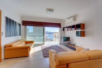 Image de Fabulous Apartment with Pool, Upmarket Area