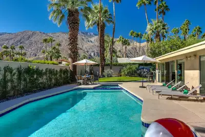 Image de Movie Colony Palms: 3 Br, 2. 5 Ba House à Palm Springs, pour 6 personnes