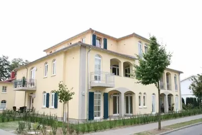 Image de large holiday flat with a terrace on the ground floor, children are welcome