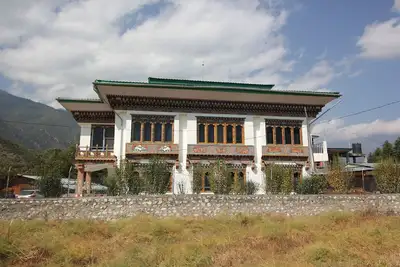 Image de Karmaling Homestay accueille à la fois une chambre privée et un appartement avec services B