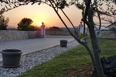 Image de Appartement de deux chambres avec la terrasse et la vue sur le mer Vrsi, Zadar (A-14211-a)