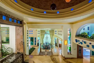 Image de Penthouse avec plage et front de mer