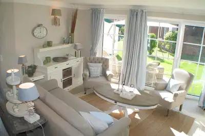 Image de Appartement exclusif avec jardin et cheminée près de la plage