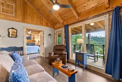 Image de Nestled Inn, 1 chambre, au calme, WiFi, bain à remous, pour 2 personnes