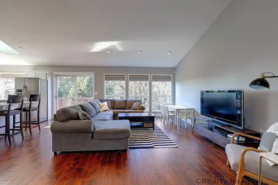 Image de Belle histoire rénovée à la maison à Portland - Pays du vin, Nike, Intel, Zoo