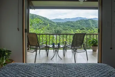 Image de Maison d'hôtes Torio avec vue panoramique sur les montagnes et à distance de marche de la plage