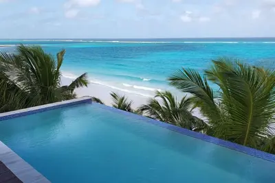 Image de Superbe maison en bord de mer, à pied de Tippys! Remise Introductive Sur La Nouvelle Liste