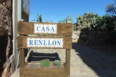 Image de Maison de campagne romantique, à quelques minutes de la plage et des montagnes