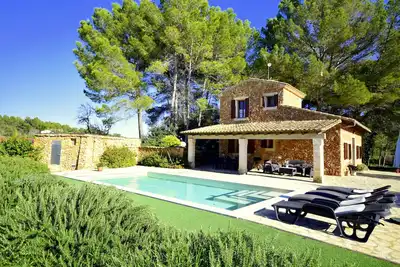 Image de Petit et confortable finca Ă Petra