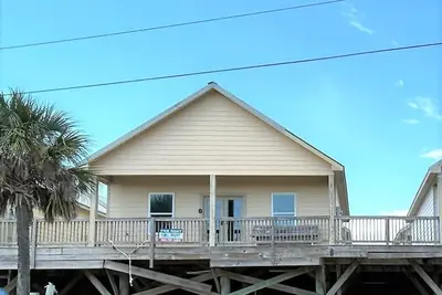 Image de Blue Water Villa B est en face de la plage de Grand Isle
