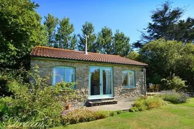 Image de Whispering Pines Cottage, West Bexington