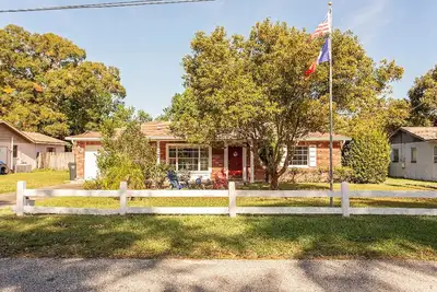 Image de The Flo's house, le charme français en Floride pour vous détendre