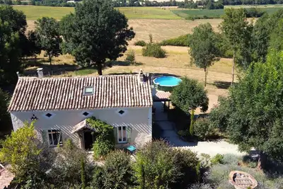 Image de Maison de campagne française rénovée dans une belle campagne