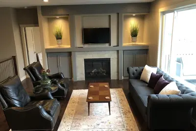 Image de 2018 Nouvelle construction Votre maison loin de chez vous!