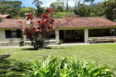 Image de Bem-te-vi, maison confortable à l'Itaipava Country Club