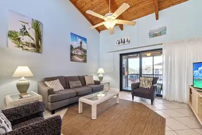 Image de Coquina Beach 5e, 2 chambres, 2 salles de bains Plus Loft, accès facile à la plage