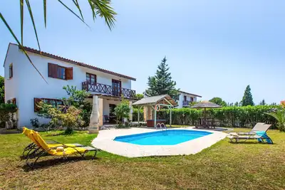 Image de Superbe maison à Pomos avec WiFi