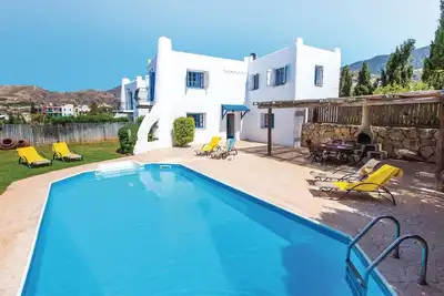 Image de Superbe maison à Pomos