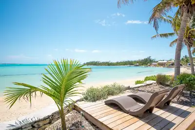Image de Belle villa en bord de mer, très bien situé, près de Georgetown ** Nouveaux propriétaires **