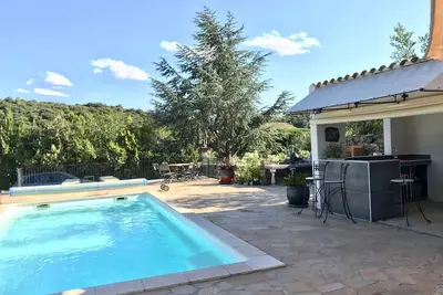 Image de Belle villa avec piscine privée chauffée