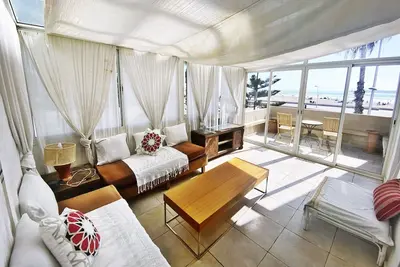 Image de Appartement avec superbe vue sur l'océan!