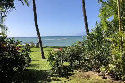 Image de Direct Private Sandy Beach, OceanFront ParadiseHale Mahina De superbes couchers de soleil!