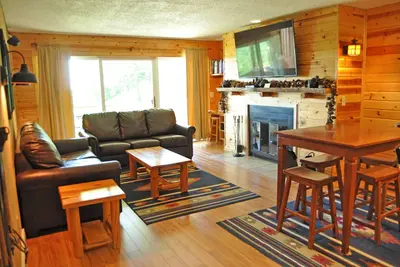 Image de Shanty Creek, Michigan: 2 Chambre / 2 Bath Ski In / Out et Golf View Condo