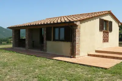 Image de Charmante maison avec vue imprenable de Pise a l’île Elbe.