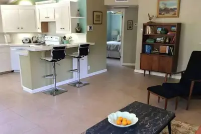 Image de Bungalow Mid-Century sur une magnifique propriété isolée dans le désert à La Quinta Cove