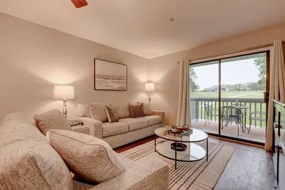 Image de Emplacement! Vue du terrain de golf 2b / 2b Quelques dates d'automne encore ouvertes! !