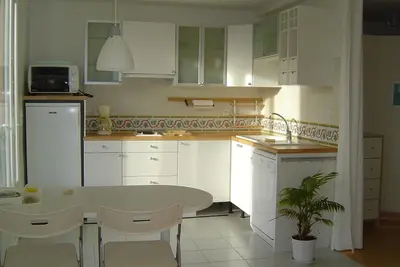 Image de Studio indépendant plain pied dans Villa.