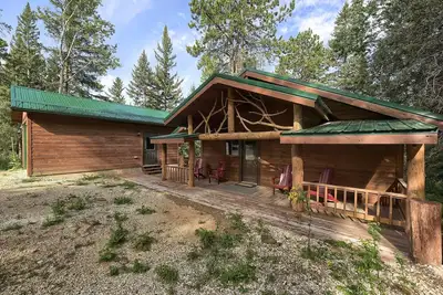 Image de Charmant 4 Br récemment rénové w / Hot Tub - distance de marche de Terry Peak!