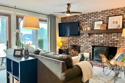 Image de Condo en face de Story Land et 5 minutes à Attitash!