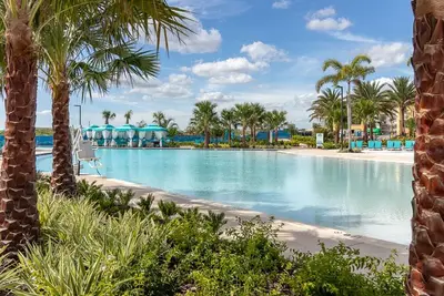 Image de Deux Scotches to Tokyo: 3 Br \/ 3 Ba à Kissimmee, pour 8 personnes