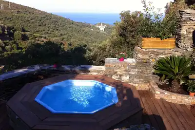 Image de Maison paisible qui peut accueillir 2 ou 4personnes