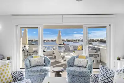 Séduisante Balboa Island Bayfront Beach House