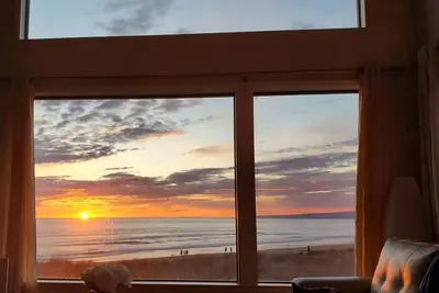 Image de Condo sur la plage avec vue spectaculaire