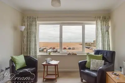 Image de Jurassic View, romantique à West Bay, Réf 994311