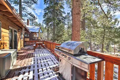 Image de Maison Fawnskin rustique avec barbecue à gaz - Marchez jusqu'au lac!