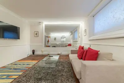 Image de Suite sur le Tibre, à quelques pas de la Piazza del Popolo