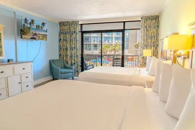 Image de Studio au 2ème étage du Long Bay Resort ~ Unité 216