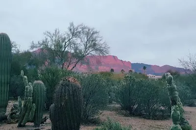 Image de Sleepy vues creux surprenant havre Superstition Mountain & Jacuzzi