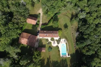 Image de Superbe ferme traditionnelle en pierre datant du 16ème siècle
