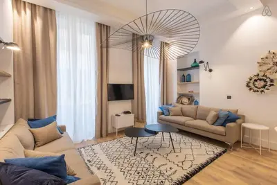 Cours Saleya  : Neuf! 3 chambres, Vieux Nice à 1 min des plages