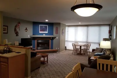 Image de Bâtiment le plus proche de l'ascenseur principal.